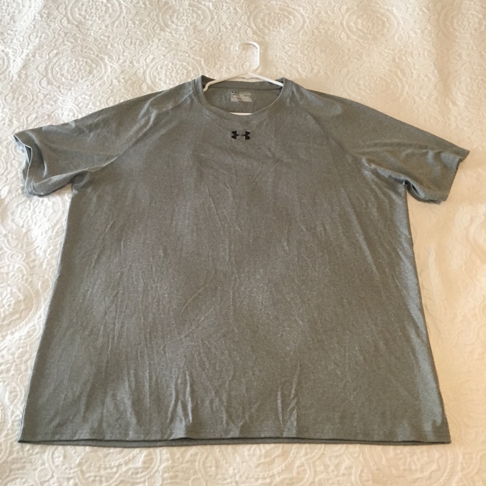 Men’s Under Armour Tech T-Shirt in heather gray